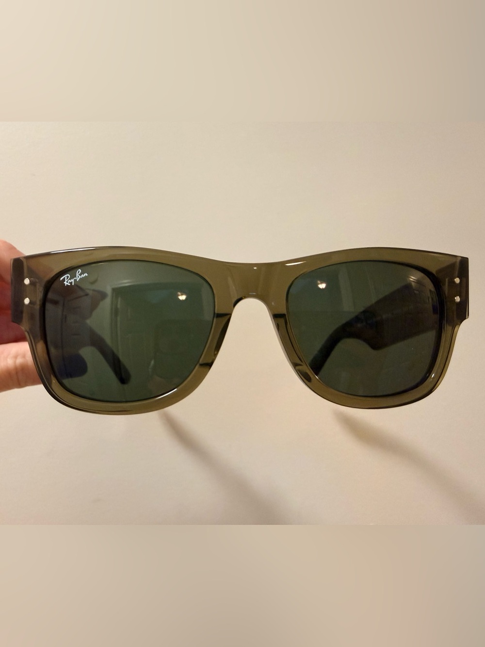 *NEW* Ray-Ban Mega Wayfarer with case!
